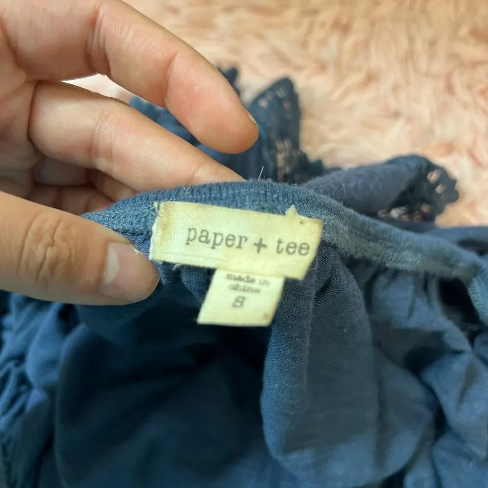 Off the shoulders Blouse - Picture 2 of 5